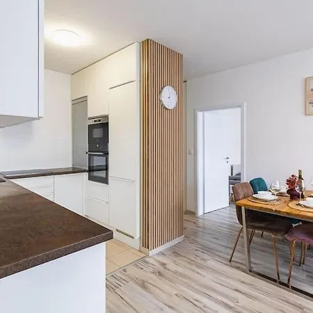 Modern Family Escape Bratislava