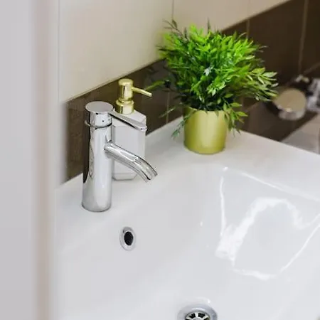 Modern Family Escape * 布拉迪斯拉发