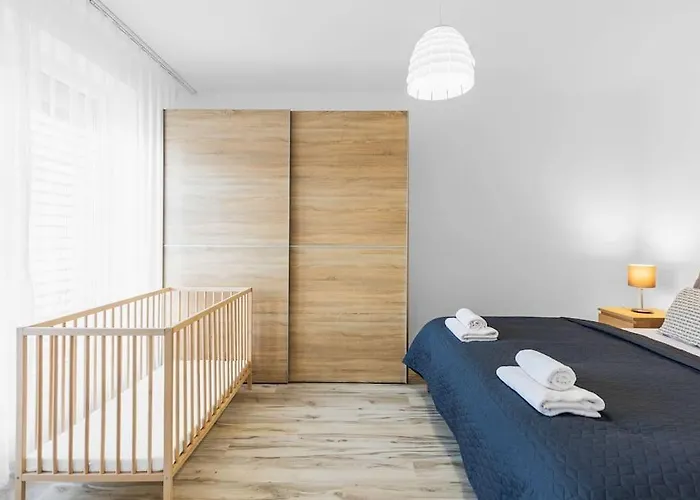 Modern Family Escape