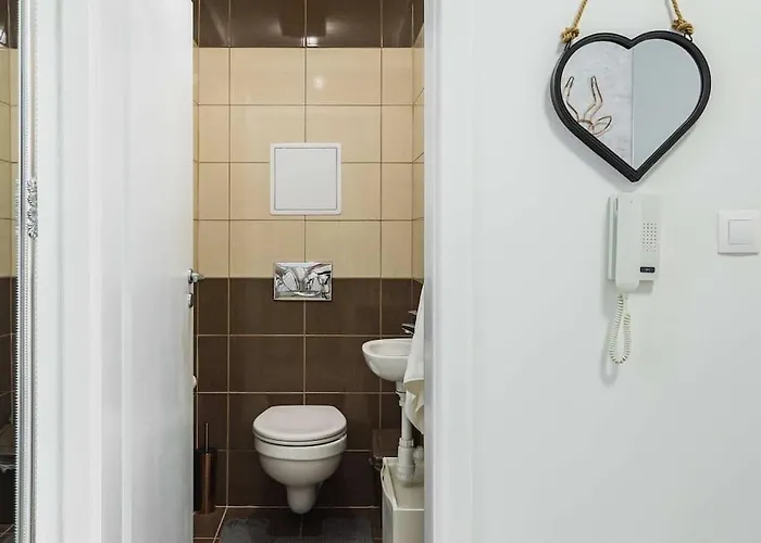 Modern Family Escape *