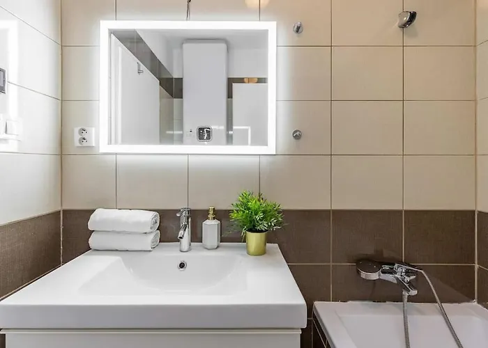 Modern Family Escape *