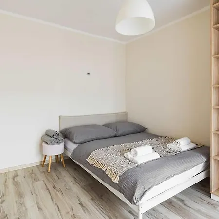 Modern Family Escape Apartmán